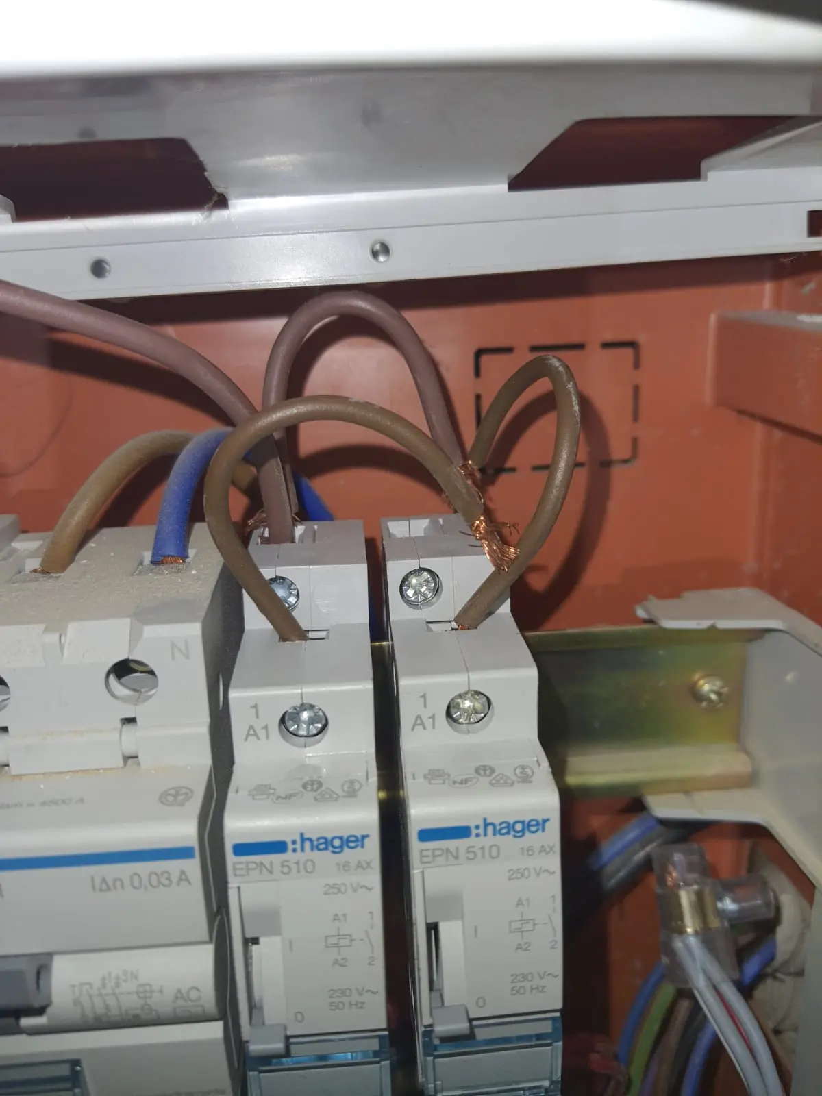 Ricerca e Riparazione Guasto Elettrico 0