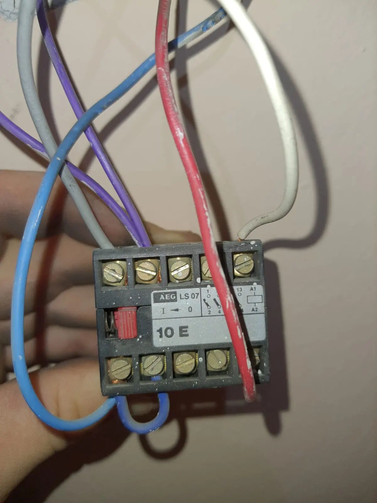 Ricerca e Riparazione Guasto Elettrico 7