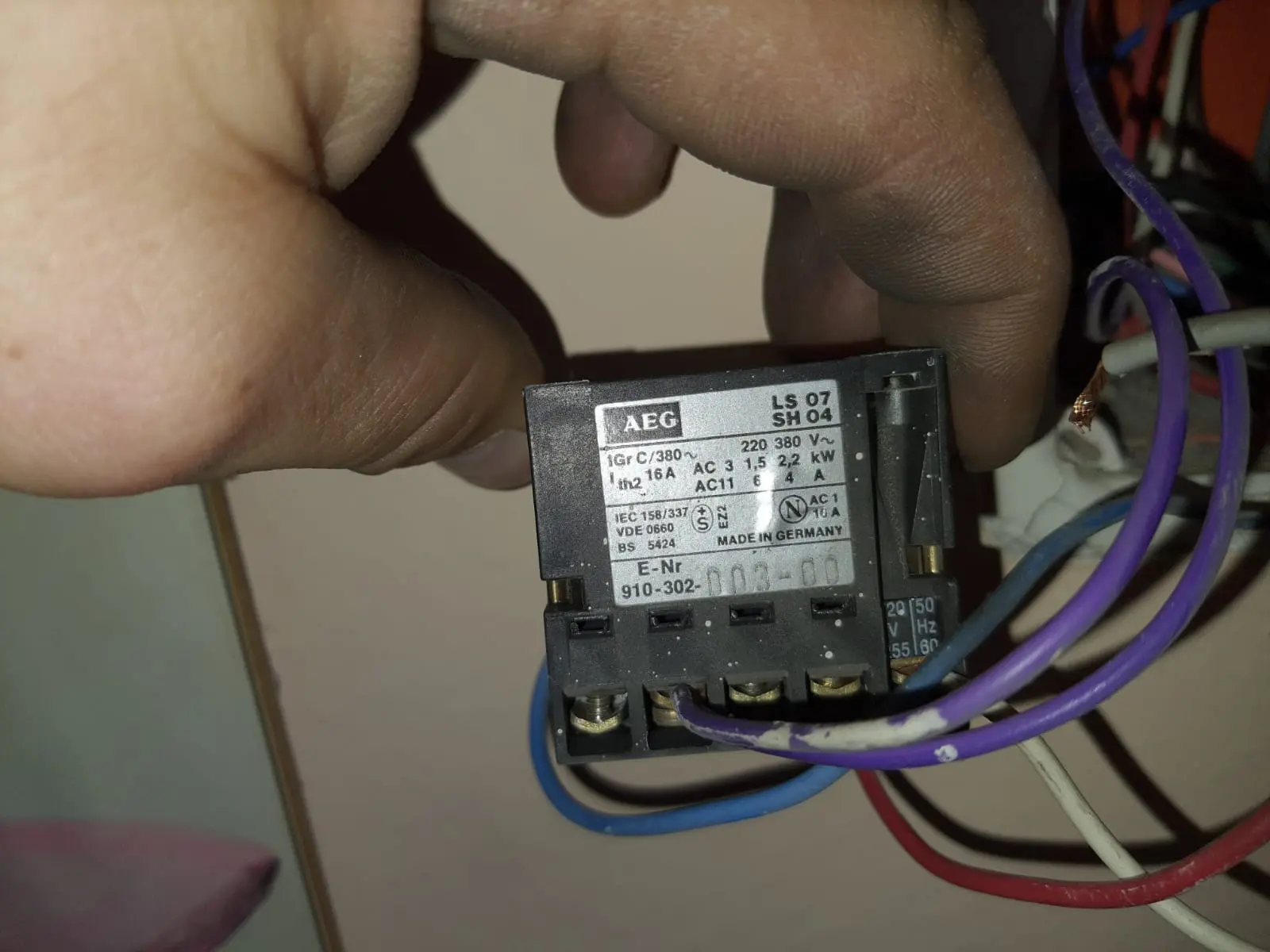 Ricerca e Riparazione Guasto Elettrico 9