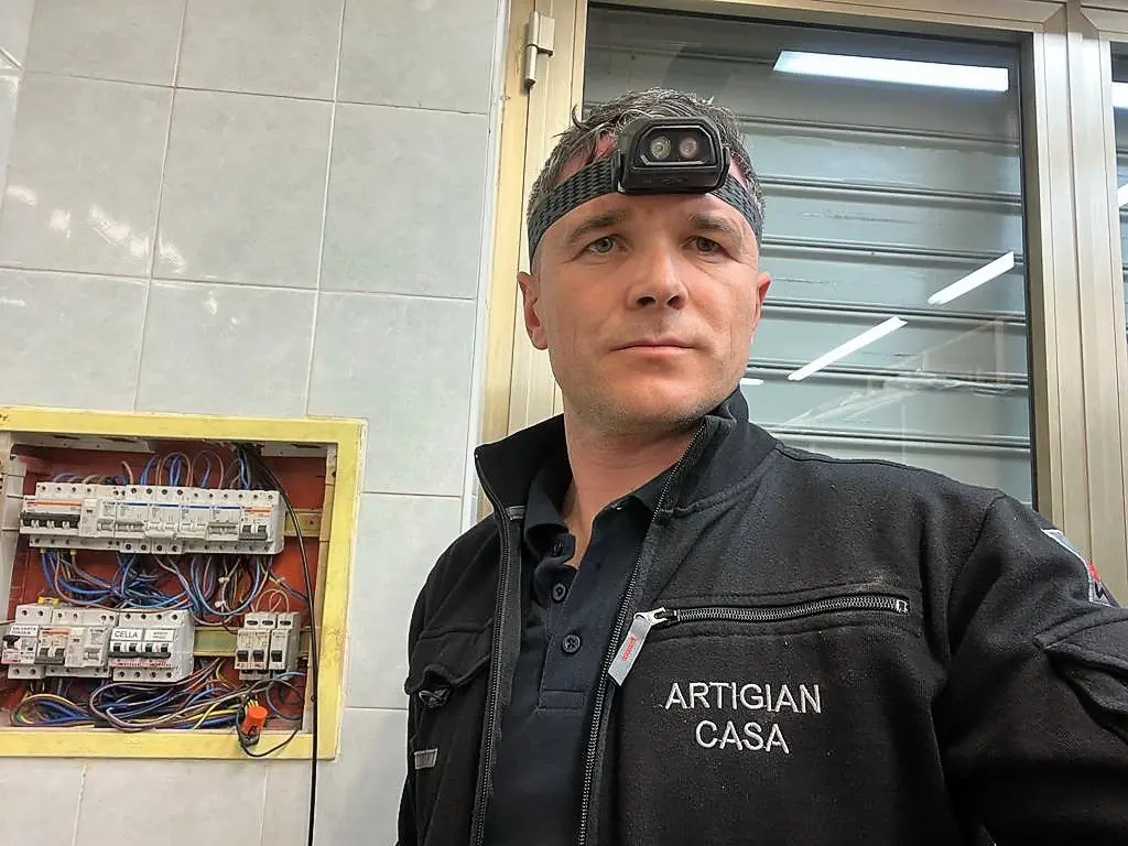 Cambio motore serranda Cambio motore serranda