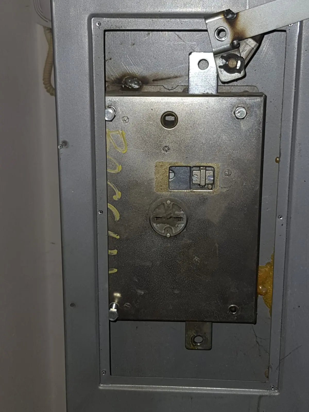 Cambio serratura porta blindata Cambio serratura porta blindata