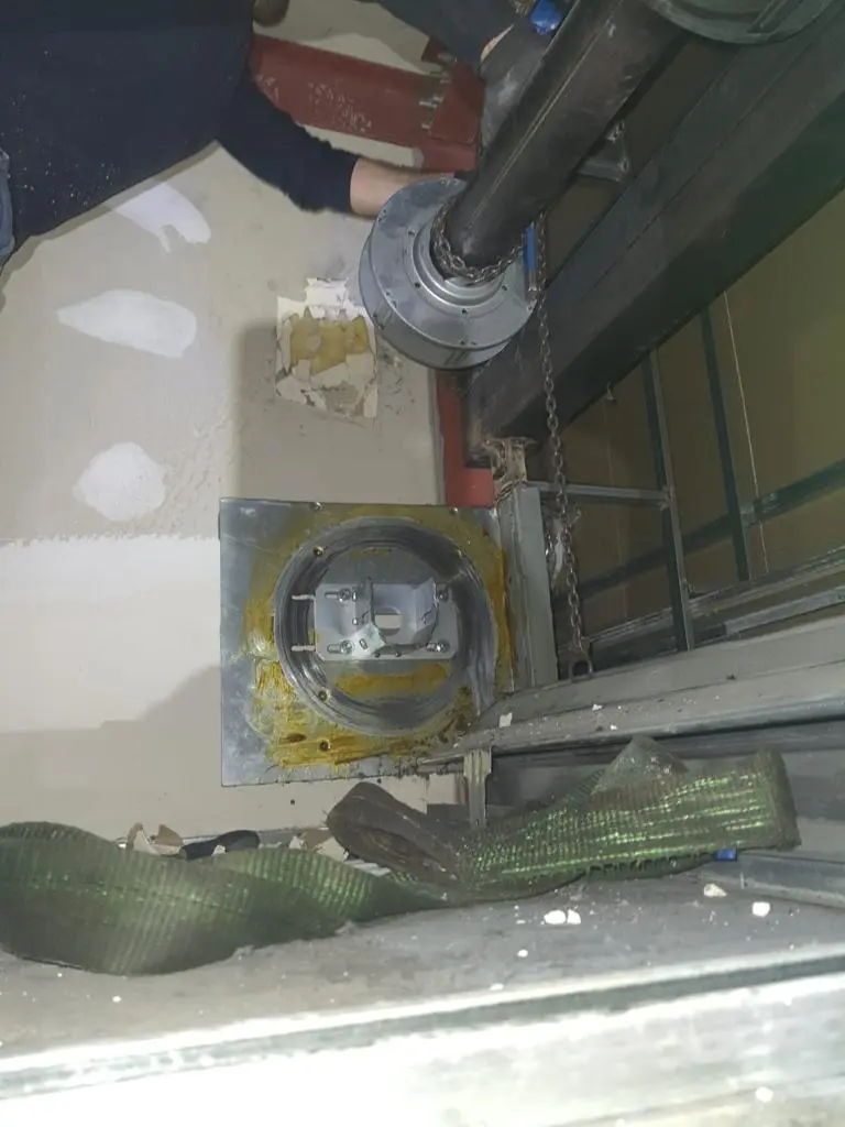 Riparazione serranda Riparazione serranda