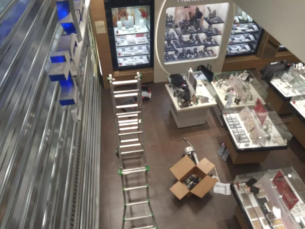 Riparazione serranda Riparazione serranda