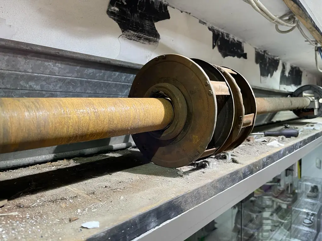 Riparazione serranda Riparazione serranda