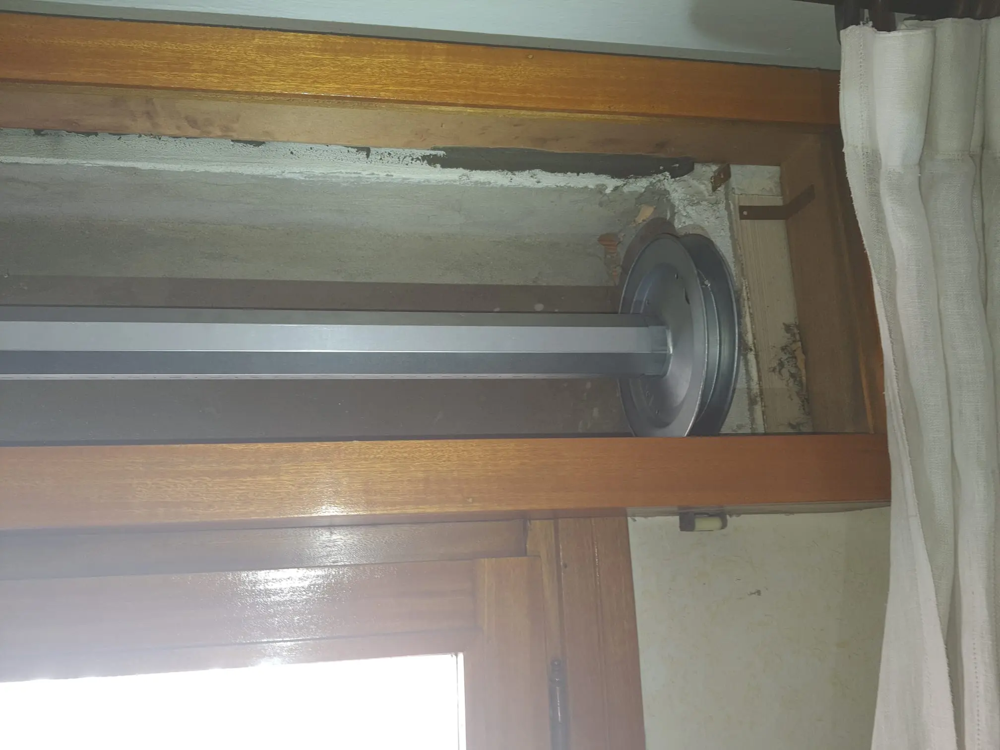 Riparazione tapparella completa di ruota e puleggia